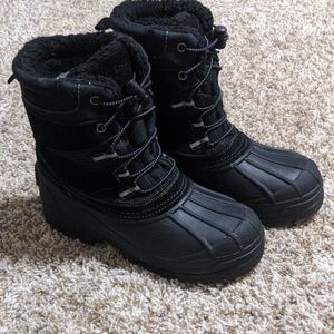 Boys snow boots